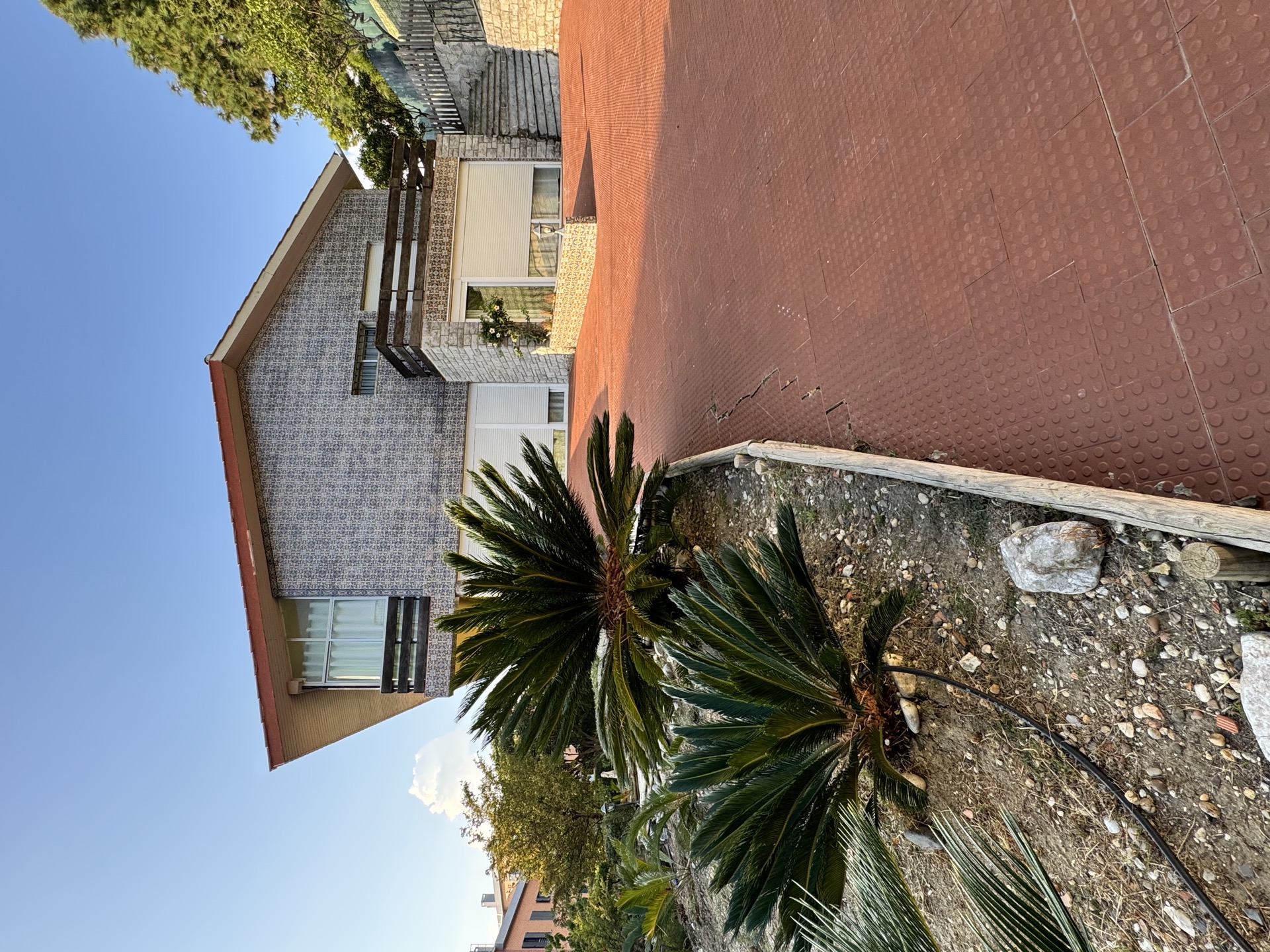 Santa Catarina Villa exterior facade
